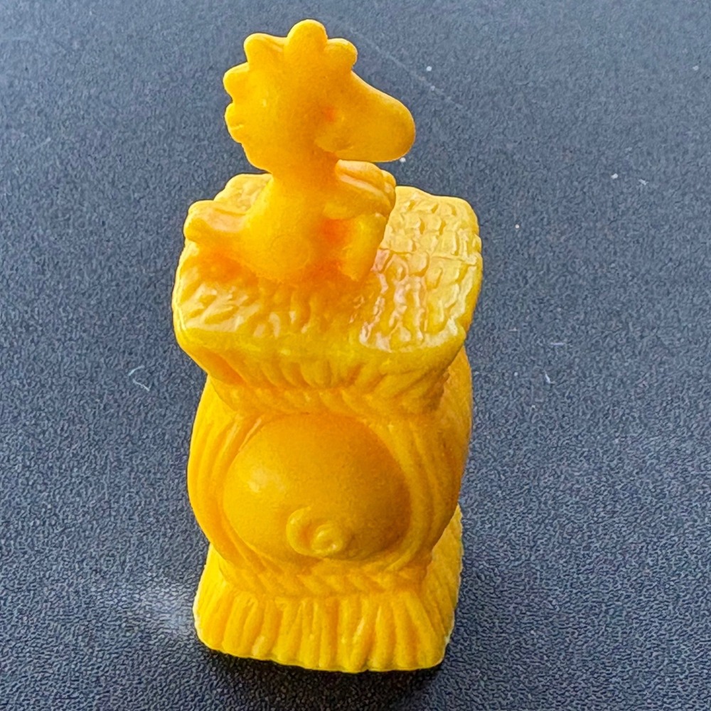 Vintage Peanuts Woodstock on Pig Hay Bale Figurine Yellow Plastic Mini Toy